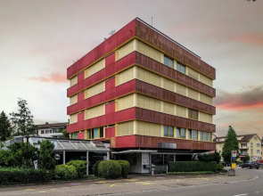 Amanthos Living Zürich Airport (Self Check In)