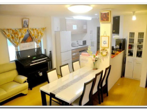 Love in Okinawa Guest House