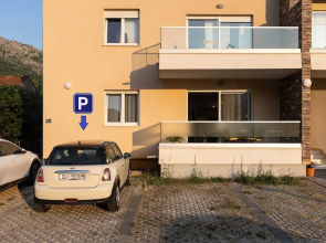 Apartment Why Not