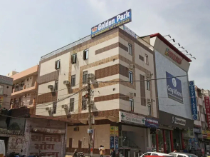 OYO 4882 Hotel Golden Park