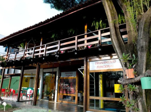 Da Orla Pampulha Hostel