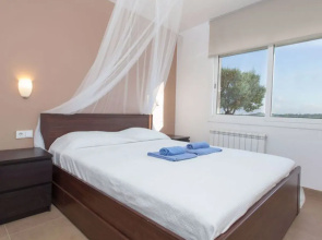 House Atenea Lloret de Mar