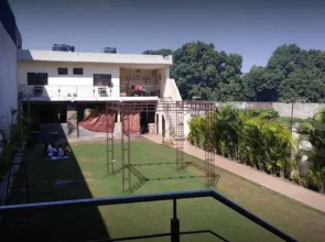 Maanya Palace