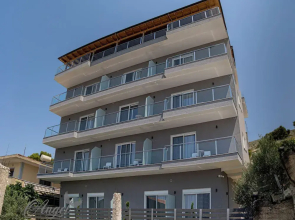 Angel Saranda Palace