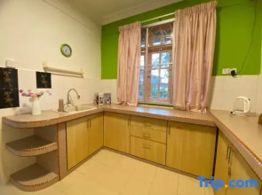 Eden Residence Bukit Beruang by Jeffery Lam Home Management