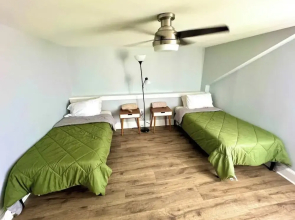 Solomons Island 6BR Family Getaway