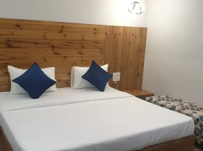 Hotel Grand Maurya
