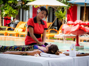 Ozz Hotel - Kuta Bali