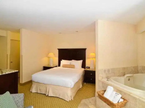 Best Western Plus Laguna Brisas Spa Hotel