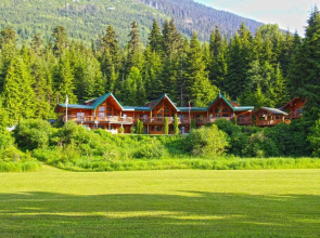 Yellow Cedar Lodge