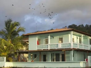 Casa Del Rayo Verde Hotelito Solidario