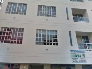 Aparta Estudios Edificio Valeria