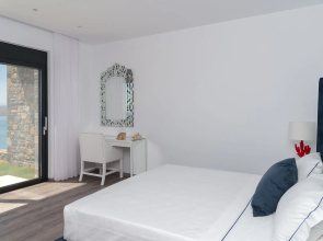 Villa Dimitra by Elounda Island View Villas