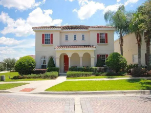 Gathering Drive House 7540