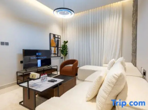 Super Luxury two Bedroom Apartment Al Narjis