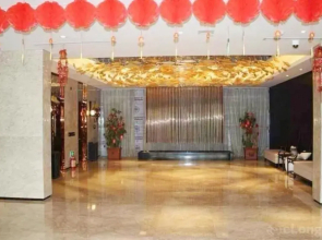 Maritime Hotel (Zhengzhou Century Amusement Park Zhongyuan Tower)