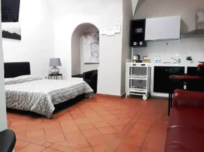 Guest House H4T