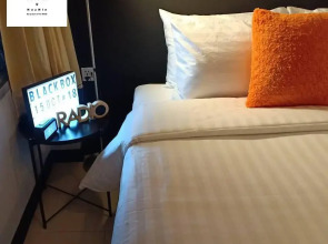 Black Box Bed Bistro@Hua Hin