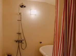 Kyoto Shirakawa Kiraku Inn - Hostel