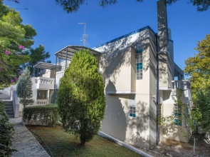 Villa Dream View in Theologos by GHH