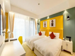 Rezen Retreat City Qiyu