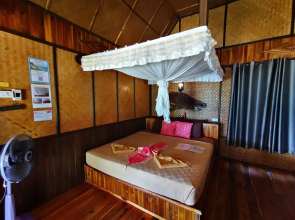 Phi Phi Relax Beach Resort