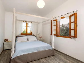 Lindos Seaside Villa