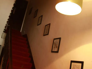 Exhibition Court Hotel 4