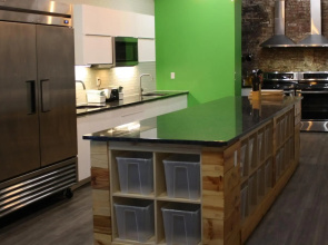 Apple Hostels