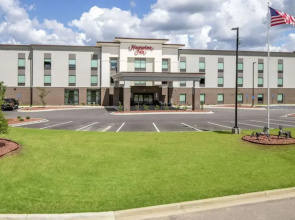 Hampton Inn Camden