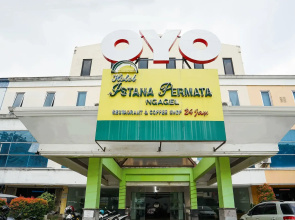 OYO 252 Istana Permata Ngagel