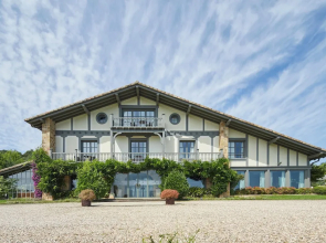 Hotel Iturregi