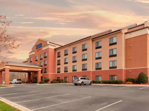 Fairfield Inn & Suites by Marriott Charlotte Matthews