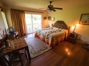 Hale Ho'o Maha Bed & Breakfast