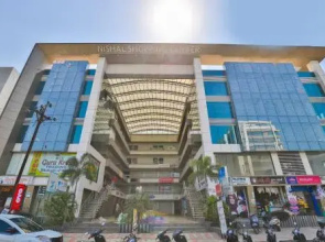 OYO 19649 Hotel Vishvam