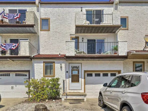 Brigantine Retreat w/ Balconies - Walk to Beach!