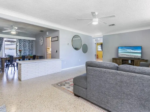 Anchors Away Gulf Gate Home