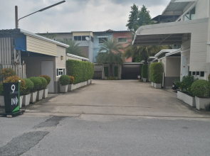 The 9 Resort