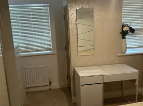 Inviting 2-bed Apartment in Bushey
