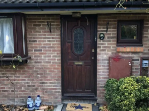 Nice 3-bed House in Farnham Royal Slough