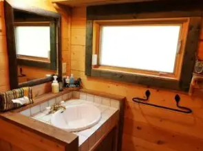 Yu Cabin
