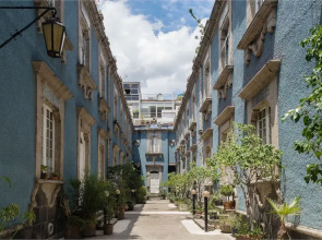 Azul Cordoba By The Local Way