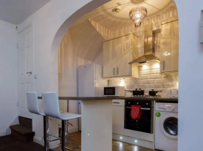 Shaftesbury Apartments