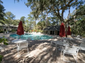 144 The Greens 1 BR Shipyard Golf Condo