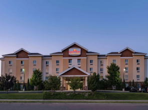 Hawthorn Suites by Wyndham Williston