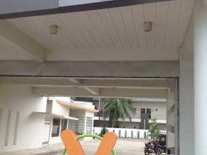 Yhotel