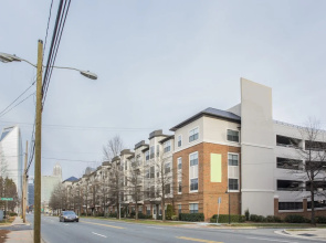 Southend 2 BR Apt near Stadium by Frontdesk
