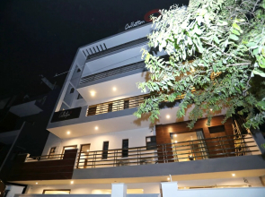 Collection O 218 Palam Vihar