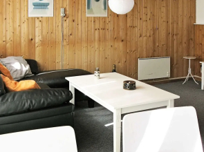 Quiet Holiday Home in Thisted near Sea
