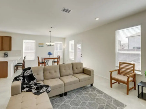 Manor Vacation Rental w/ Yard: 17 Mi to Austin!